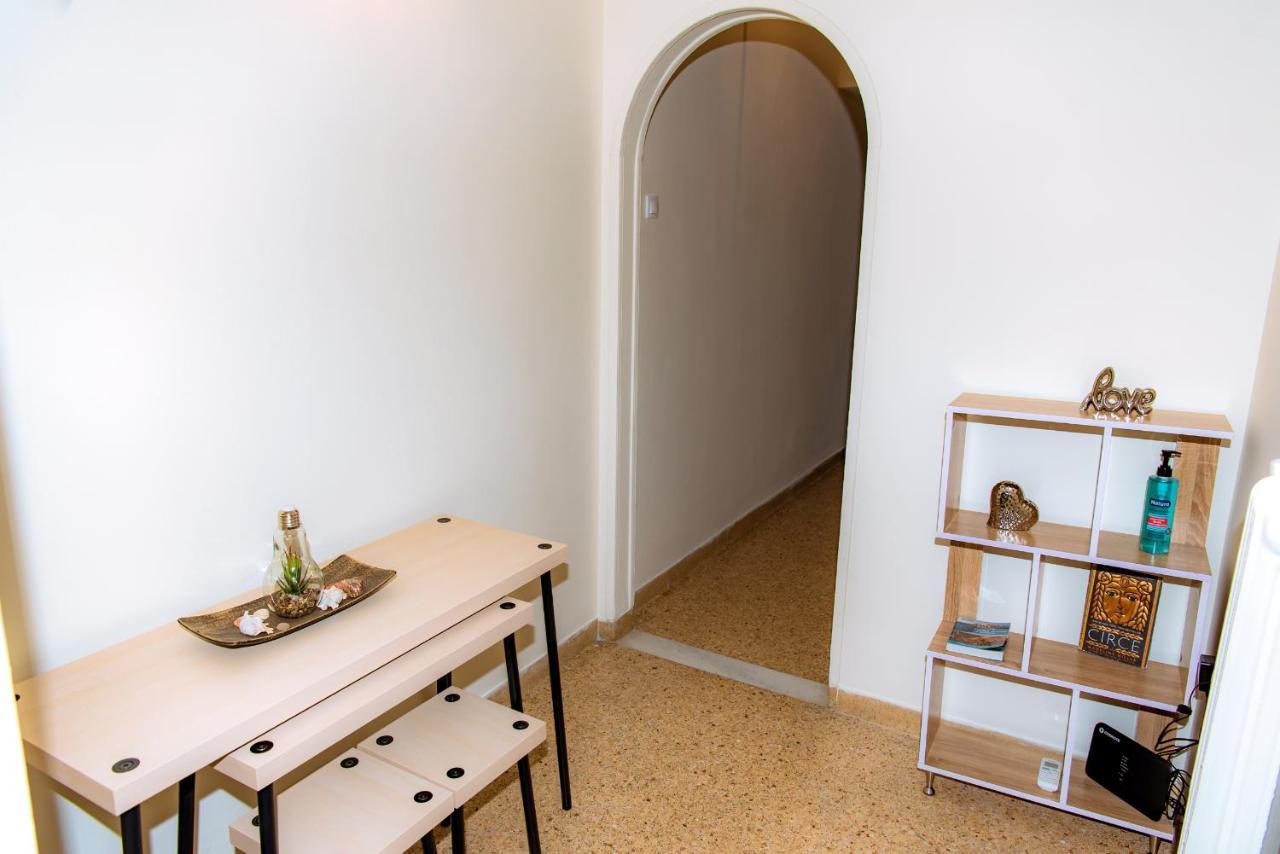 Plaka Apartment Athens Exterior photo
